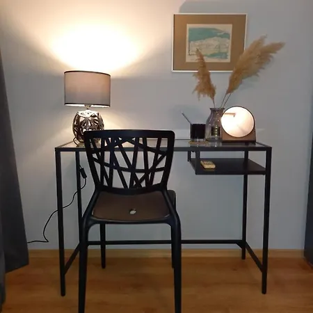 Self -contained Part Of A House With Garden