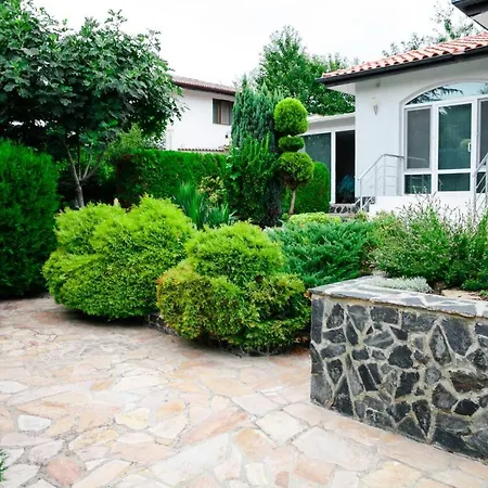 Self -contained Part Of A House With Garden *